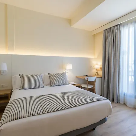Anabel Hotel 4*